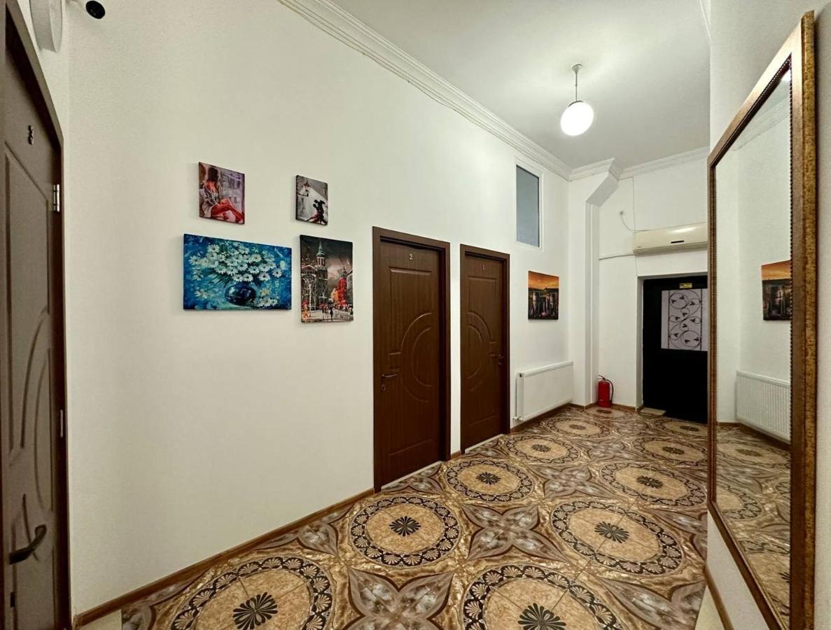 Hotel Gallery Home Тбилиси Экстерьер фото